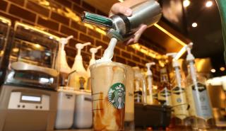 Αναβάθμιση outlook από Starbucks: Κέρδη 510,9 εκατ. δολάρια το β' τρίμηνο - Άλμα εσόδων 9%