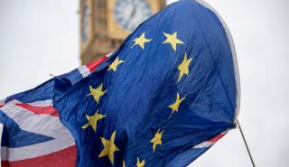 Η κρίση στο Ιράν φέρνει τη Βρετανία πιο κοντά στην ΕΕ