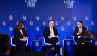 Χατζημηνάς: Θέλουμε ένα διαφορετικό φορολογικό μοντέλο – Huether: Μην υποτιμάμε τις επιπτώσεις του πολέμου