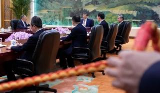 Στο Πεκίνο ο Λαβρόφ: Η Ρωσία είναι έτοιμη να «ισοσκελίσει» το έλλειμμα ενεργειακών πόρων της Κίνας