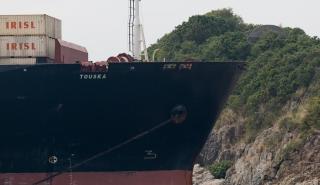 Σε τεντωμένο σxοινί οι συνομιλίες ΗΠΑ και Ιράν – Αντίποινα για το αμερικανικό ρεσάλτο σε ιρανικό πλοίο υπόσχεται η Τεχεράνη