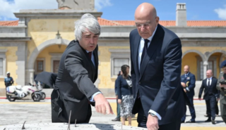 Δένδιας: «Εξαιρετικές οι σχέσεις Ελλάδας και Πορτογαλίας - Έμφαση σε άμυνα, έρευνα και drones»
