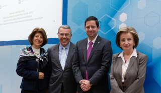 Η Alpha Bank παραδίδει ανακαινισμένο το αμφιθέατρο του Χωρέμειου Ερευνητικού Εργαστηρίου του ΕΚΠΑ