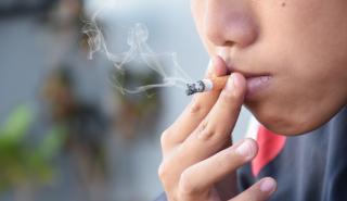 Πόσα παιδιά και έφηβοι έως 15 ετών κάνουν χρήση προϊόντων καπνού και νικοτίνης;