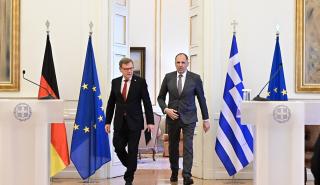 Γεραπετρίτης: «Προτιθέμεθα να αναλάβουμε ενεργό ρόλο για ασφαλή διέλευση του Ορμούζ»