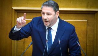 Ανδρουλάκης: Μαζί βάζουμε τέλος στον κατήφορο - Όχι πια στο όνομά μας η παρακμή των θεσμών
