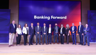 Eurobank: Επένδυση 1 δισ. ευρώ στην ψηφιακή τραπεζική με αιχμή την AI