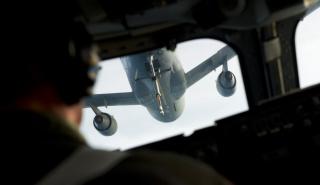 Τα αμερικανικά αεροσκάφη εναέριου ανεφοδιασμού δημιουργούν συμφόρηση στα αεροδρόμια του Ισραήλ