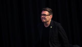 Άντι Μπέρναμ: Ο πρώτος Βρετανός Πρωθυπουργός που στηρίζει την επιστροφή των γλυπτών του Παρθενώνα