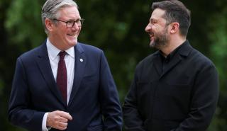 Οι ευχαριστίες Ζελένσκι στον Στάρμερ για την υποστήριξη του προς το Κίεβο