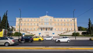 Στα €1.205 ο μέσος μισθός το 2025 - 200 ευρώ η «ψαλίδα» αντρών και γυναικών - Ελπίδα οι συλλογικές συμβάσεις