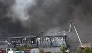 Οριοθετήθηκε η πυρκαγιά στον Ασπρόπυργο - 11 τραυματίες, οι τρεις διασωληνωμένοι