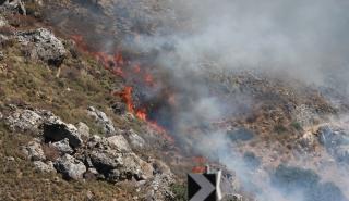 Σε πύρινο κλοιό Ρέθυμνο και Πάρος: Μηδενική ορατότητα - Άνεμοι άνω των 100 χλμ