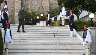 Το αποψινό μενού στο Προεδρικό Μέγαρο - Η κινητικότητα του Θ. Λυμπερόπουλου - Τα αδειάσματα στο ΠΑΣΟΚ