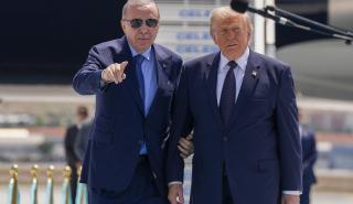 Πώς ο Τραμπ νομιμοποιεί τον αυταρχισμό του Ερντογάν - Στο «κάδρο» Ελλάδα και Κύπρος