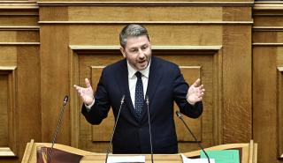 Ανδρουλάκης σε Μητσοτάκη: «Κάνατε τα ίδια και χειρότερα με τους προκατόχους σας»