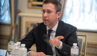 Η ουκρανική βουλή διόρισε τον Κορέτσκι νέο πρωθυπουργό εν μέσω διαδηλώσεων