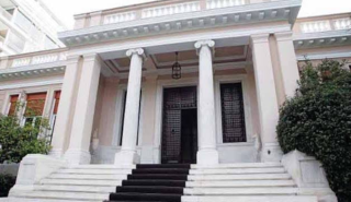 Τα κυβερνητικά κεφάλια μέσα - Το ΠΑΣΟΚ σε ρυθμούς ’81 - Οι... συλλογικοί πονοκέφαλοι στον ΣΥΡΙΖΑ