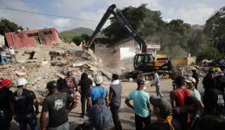 Σεισμός στην Κολομβία: Η αναζήτηση των εκατοντάδων αγνοουμένων συνεχίζεται