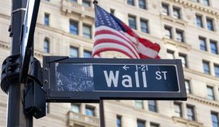Απώλειες στη Wall Street λόγω της αβεβαιότητας για το Ορμούζ