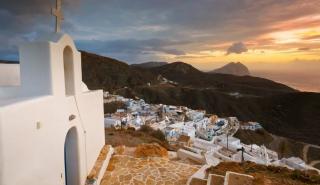 Ανάφη: Ένα νησί με ιδιαίτερη γοητεία και φανατικούς θαυμαστές