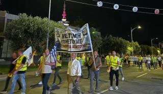 Πορεία ενστόλων στη Θεσσαλονίκη ενόψει ΔΕΘ