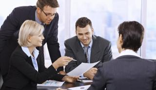 Υπόθεση της ανώτατης διοίκησης το ESG για την πλειοψηφία των επιχειρήσεων του FTSE 100