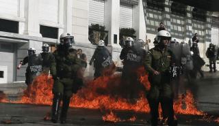 Επεισόδια στο Σύνταγμα στο περιθώριο των κινητοποιήσεων για τα Τέμπη
