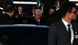 Αμπάς: Καταργεί τα επιδόματα στις οικογένειες φυλακισμένων Παλαιστινίων και «μαρτύρων»