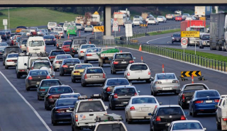 Επικρατέστερο μέσο ακόμα και για φλερτ το αυτοκίνητο