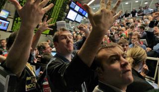 Σε μαζικό sell-off επιδόθηκε ο τεχνολογικός κλάδος στη Wall