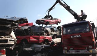 Παράταση της απόσυρσης παλαιών ΙΧ εξετάζει το ΥΠΟΙΚ