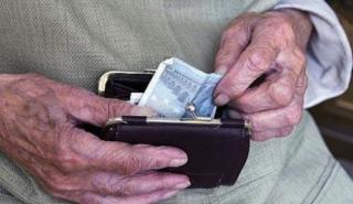 Αντιμέτωποι με φόρους οι συνταξιούχοι των 600 ευρώ