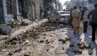 Πακιστάν: Στους 46 οι νεκροί από έκρηξη σε τέμενος στη Πεσαβάρ - Επίθεση αυτοκτονίας από τους Ταλιμπάν