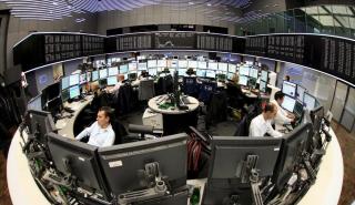Ευρωαγορές: Μεικτά πρόσημα με το «βλέμμα» στην Fed
