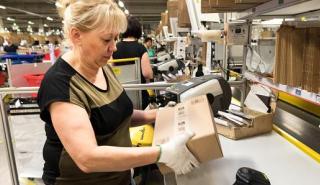 To Brexit φρενάρει την Amazon