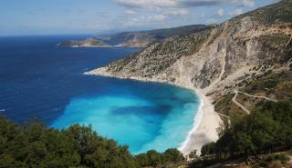 ΕΟΤ: Αφιερώματα σε Φολέγανδρο και Κεφαλονιά στον γαλλικό Τύπο