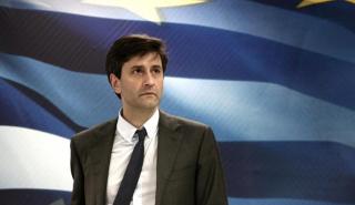 «Στεγνώνουν» τα ταμεία του Δημόσιου 
