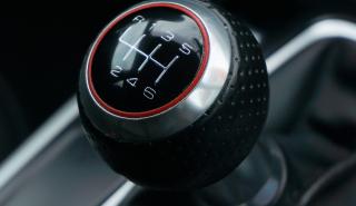 Audi: Έρχονται τα αυτοκίνητα που θα «μιλάνε» με τα φανάρια των δρόμων    