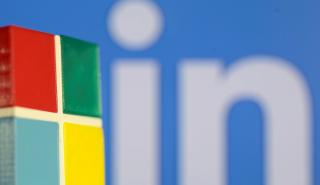 Η Microsoft δανείζεται 19 δισ. για την εξαγορά του LinkedIn