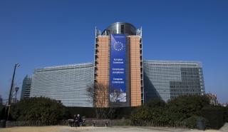 H EE καταδικάζει τα «φρικτά εγκλήματα» που διαπράχθηκαν κατά αμάχων στη Συρία