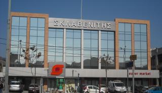 Με επενδύσεις απαντά στις αυξήσεις του κόστους ο Σκλαβενίτης – Ποιες οι εστίες αβεβαιότητας