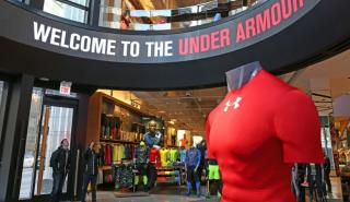 Under Armour: Οι εκπτωτικές ενέργειες έφεραν ενισχυμένα κέρδη και έσοδα 