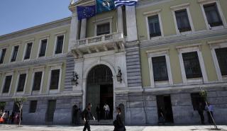 Σκληραίνει η κόντρα για τη διοίκηση της Εθνικής Τράπεζας