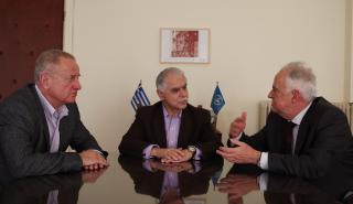 Τα ΕΛΠΕ «θερμαίνουν» τους πρόσφυγες