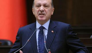 Ερντογάν: Το σχέδιο επιστροφής στη λίρα του «σκάει στα μούτρα»