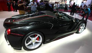 Εκτόξευση κερδών για το 2017 βλέπει η Ferrari (pics)