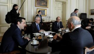 Έλληνες τραπεζίτες: Σταθεροποίηση του κλάδου το 2016