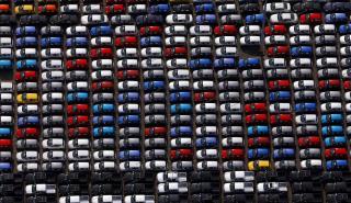 Πτώση 73% στην αγορά νέων επιβατικών αυτοκινήτων το 2004 - 2016