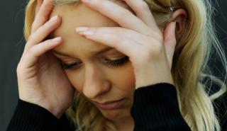 Πρόγραμμα απασχόλησης με επιδότηση μισθού έως €800 για γυναίκες θύματα βίας
